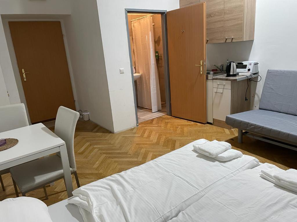 Easybook-In Hotel Wien Eksteriør billede