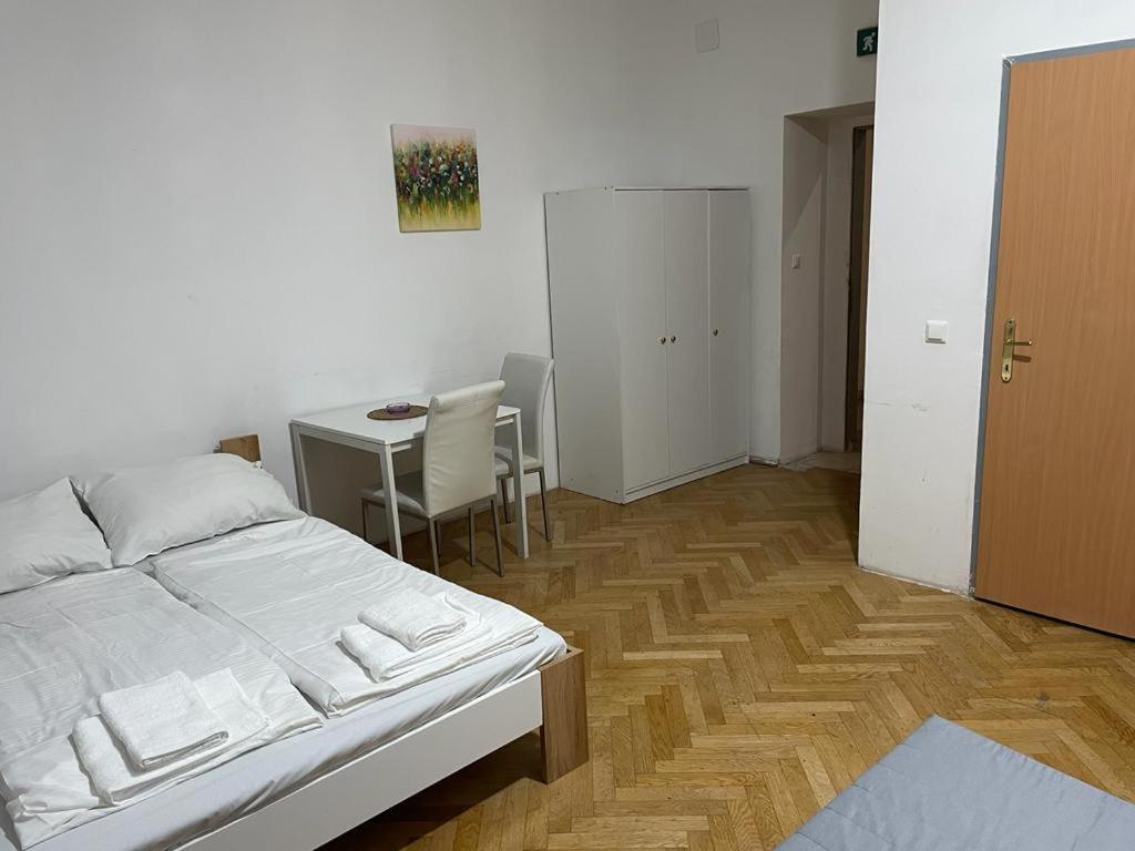 Easybook-In Hotel Wien Eksteriør billede